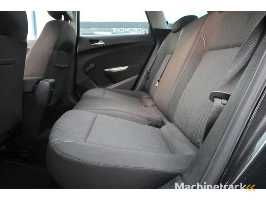 Opel Astra Sports Tourer 1.4 Edition