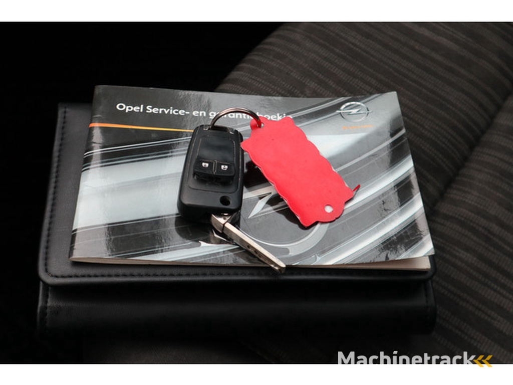 Opel Astra Sports Tourer 1.4 Edition