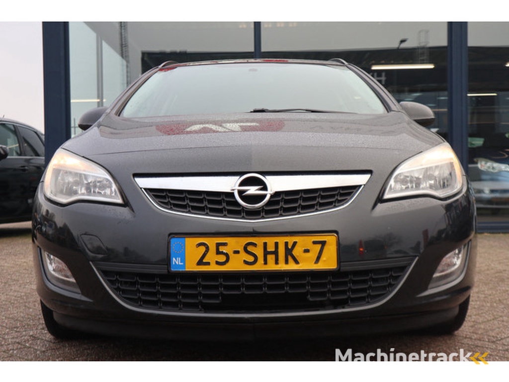 Opel Astra Sports Tourer 1.4 Edition