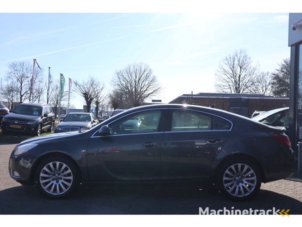 Opel Insignia 1.8 Business