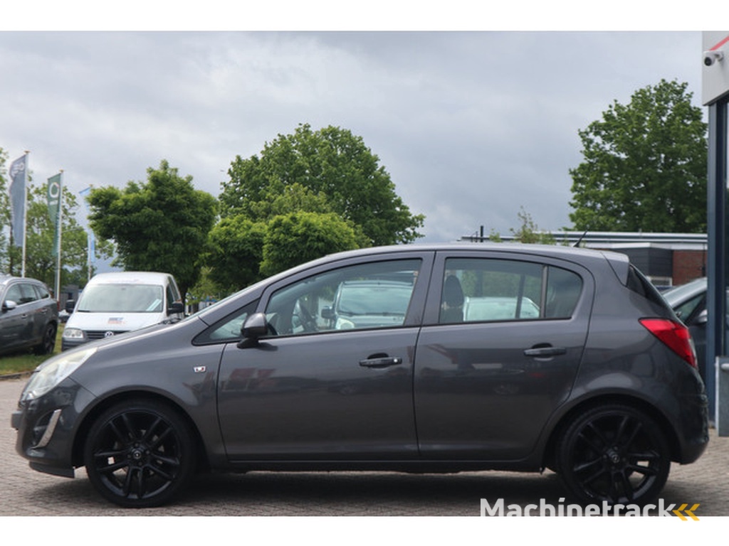 Opel Corsa 1.2-16V Anniversary Edition