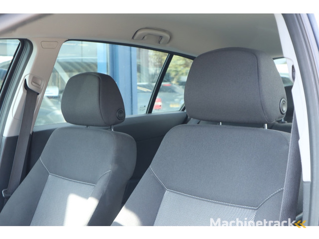 Opel Astra 1.4 Essentia