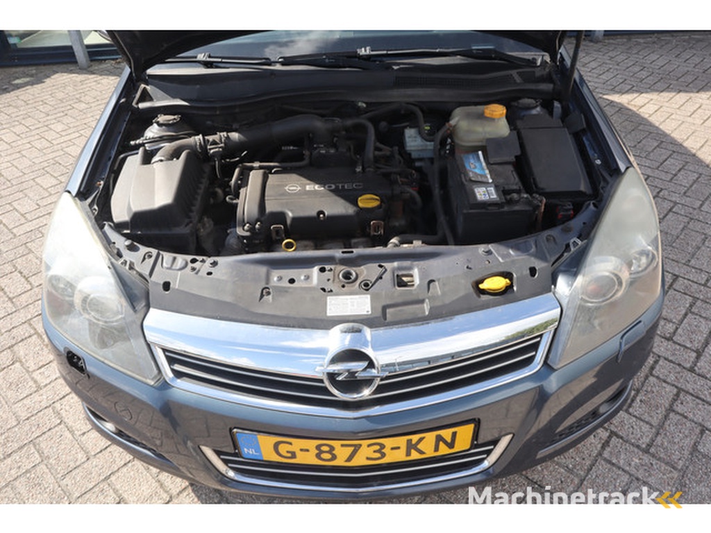 Opel Astra 1.4 Essentia