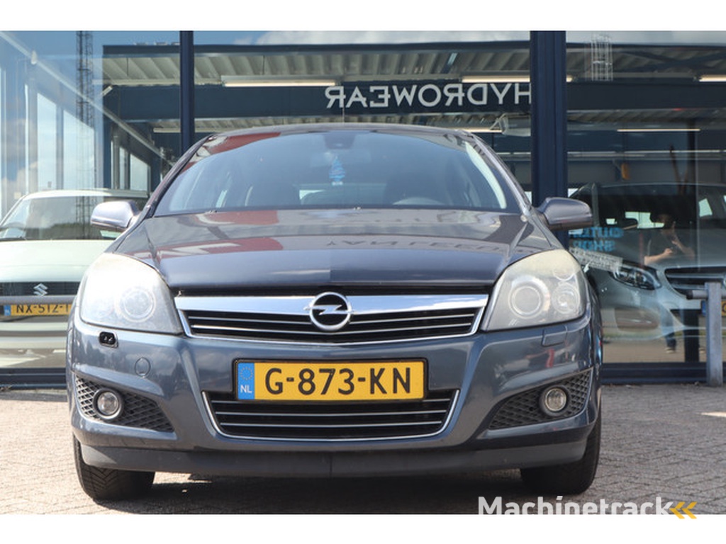 Opel Astra 1.4 Essentia