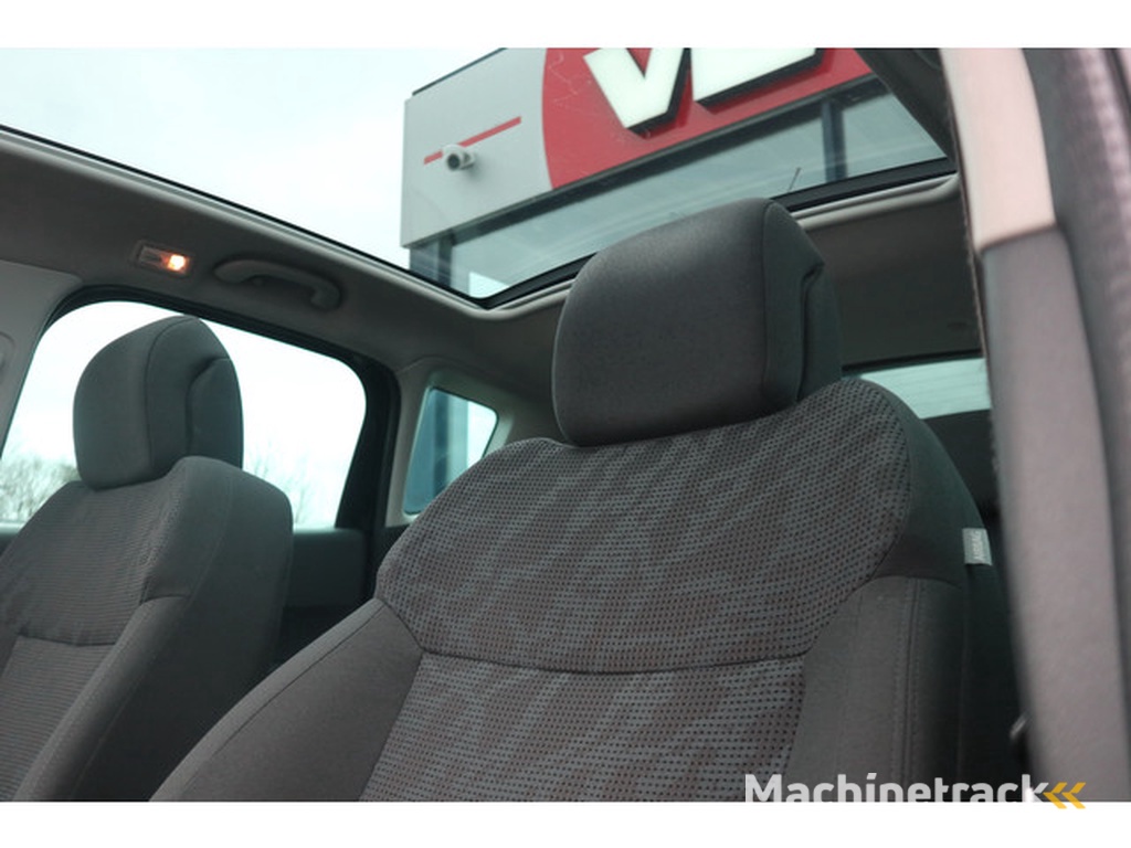 Peugeot 3008 1.6 VTi Style