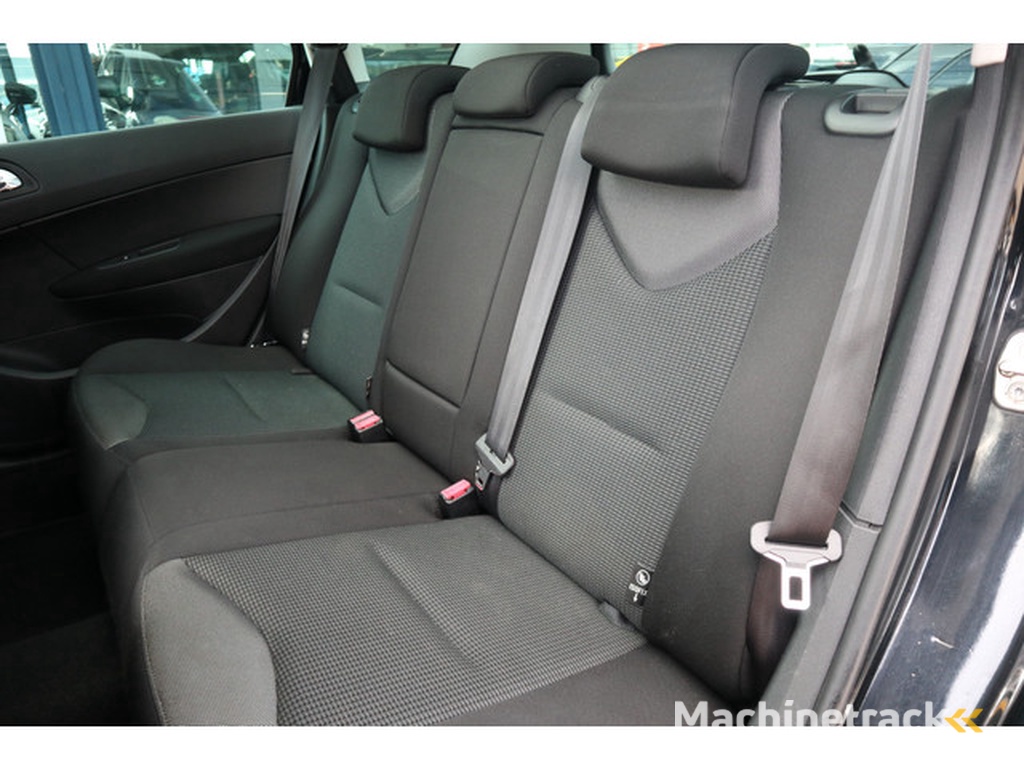 Peugeot 308 SW 1.6 THP Sportium