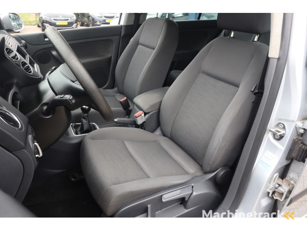 Volkswagen Golf Plus 1.6 FSI Comfortline Business