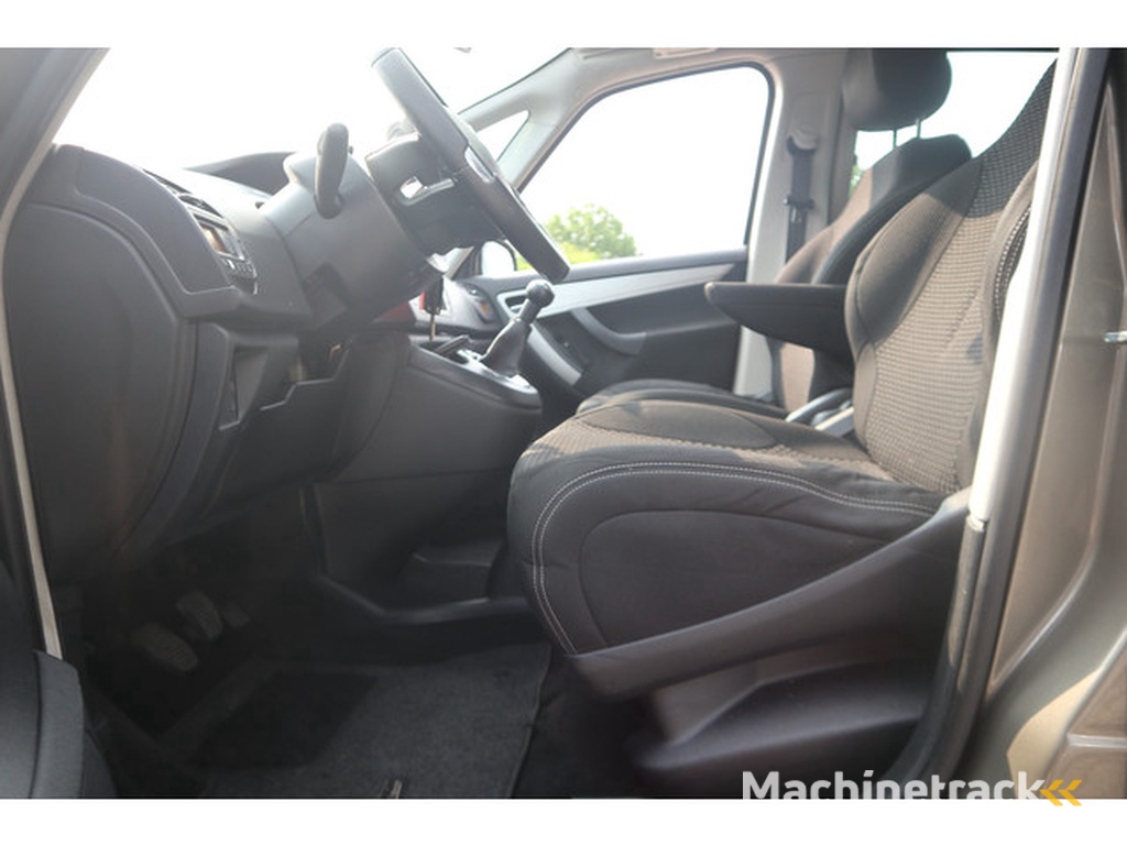 Citroën C4 Picasso 1.6 VTi Image 5p.