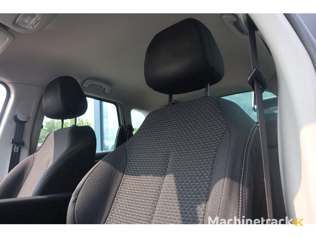 Citroën C4 Picasso 1.6 VTi Image 5p.