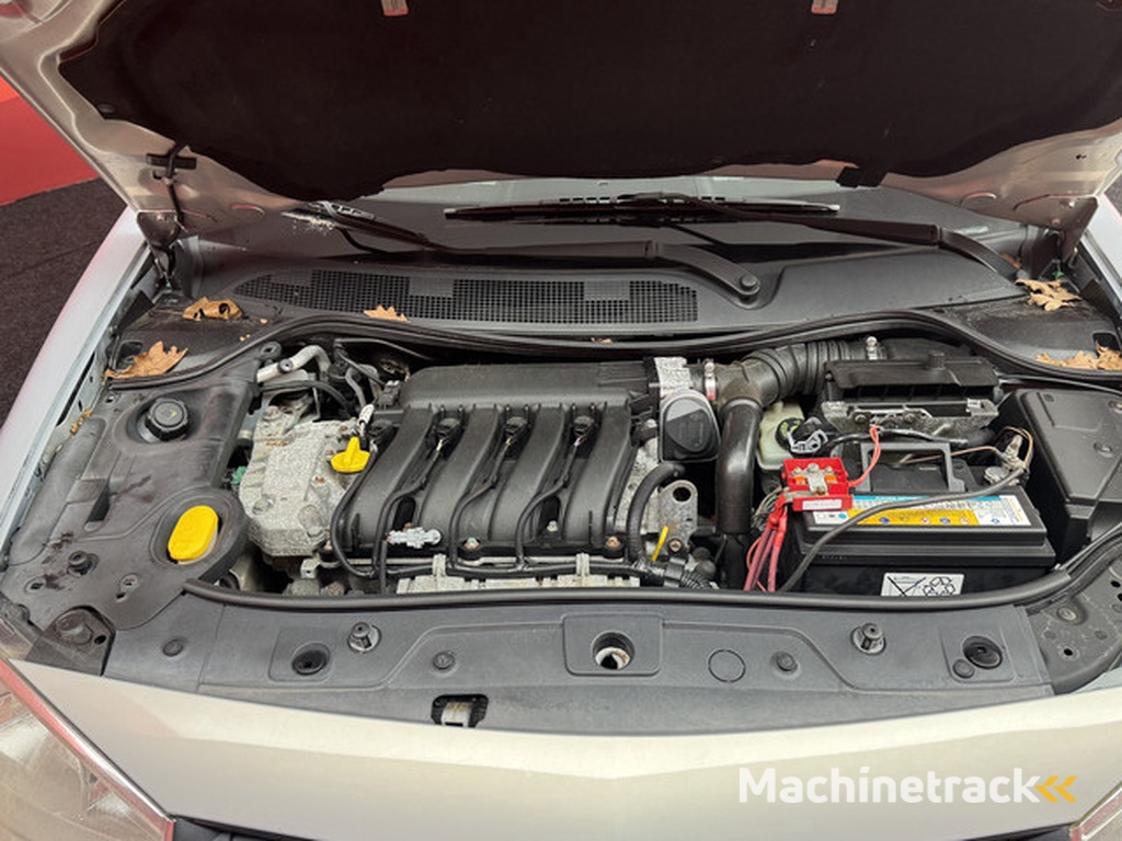 Renault Mégane Coupé-Cabriolet 2.0-16V Privilège Luxe