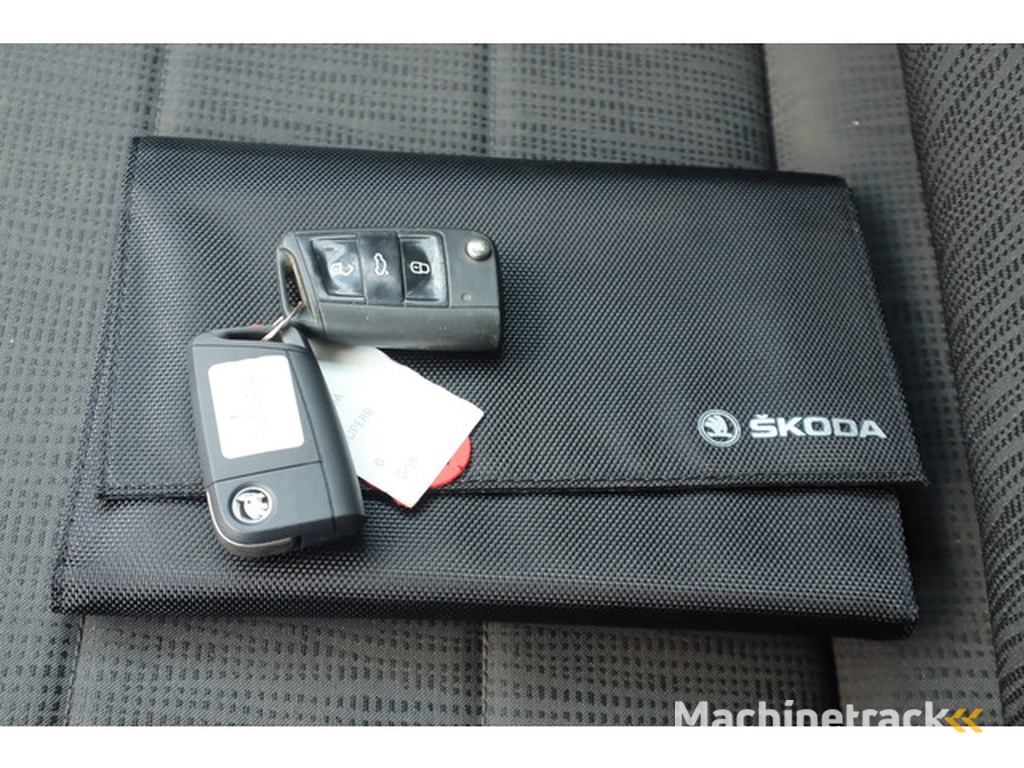 Skoda Superb Combi Škoda  2.0 TDI Ambition