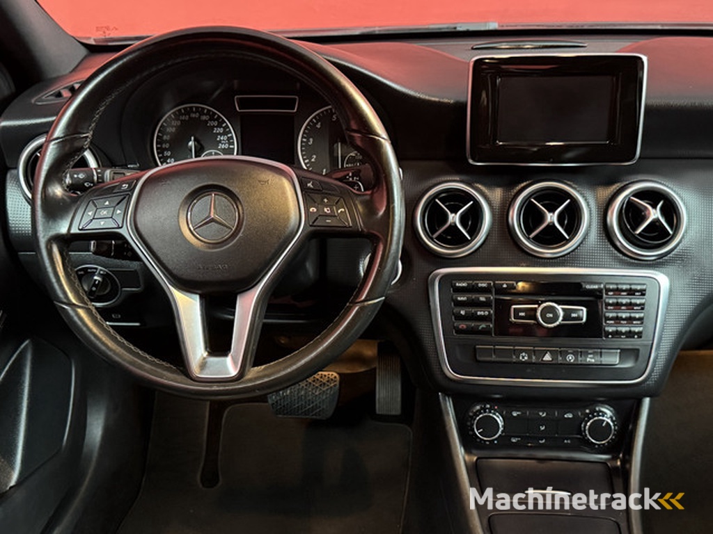 Mercedes-Benz A-klasse 180 Ambition