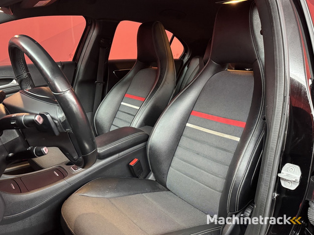 Mercedes-Benz A-klasse 180 Ambition