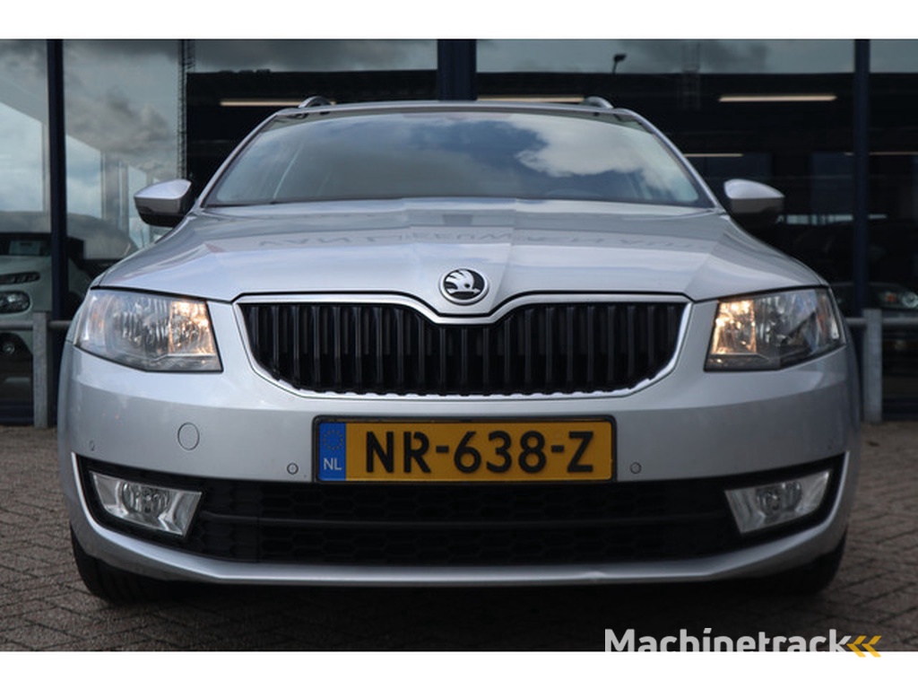 Skoda Octavia Combi Škoda  1.6 TDI Greentech Ambition Business