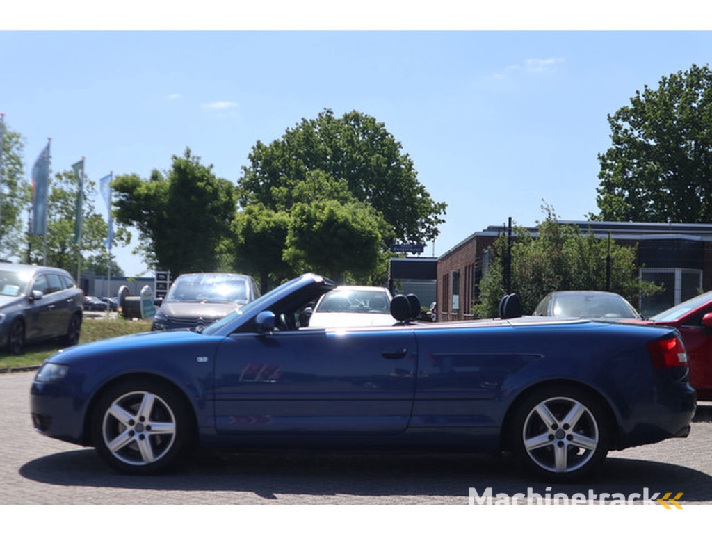Audi A4 Cabriolet 2.4 V6 Exclusive