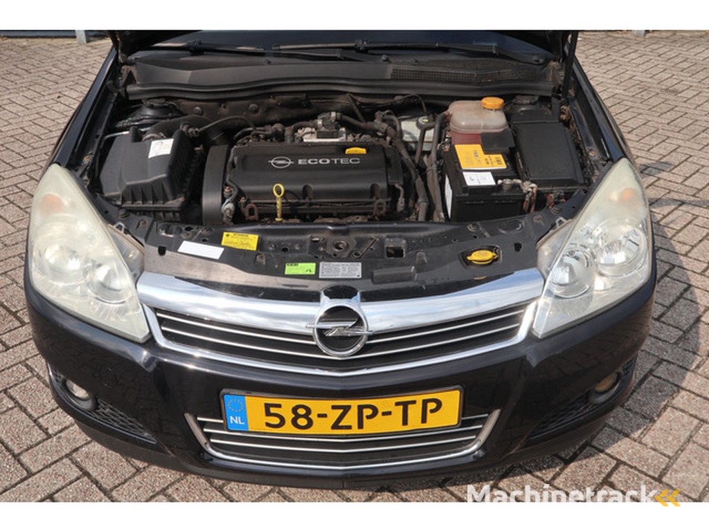 Opel Astra 1.6 Cosmo