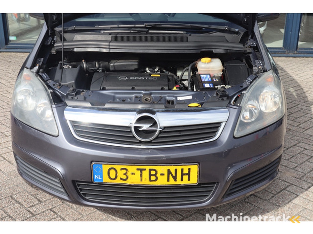 Opel Zafira 1.6 Enjoy