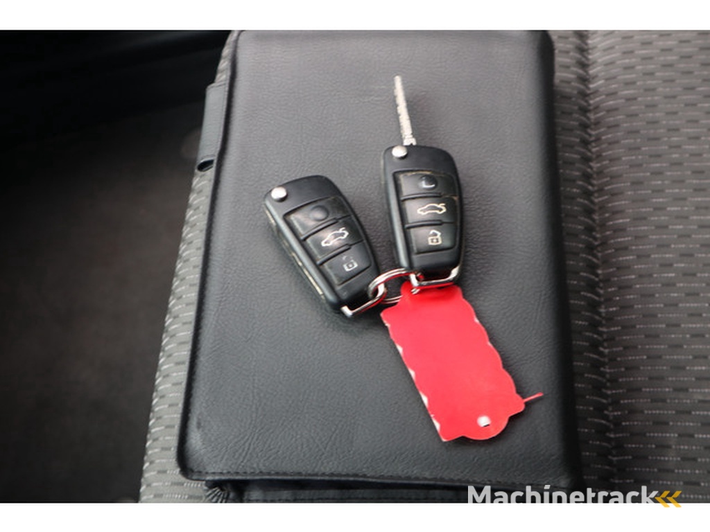 Audi A6 Limousine 2.4 Pro Line