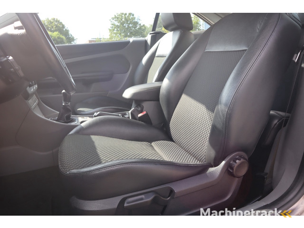 Ford Focus Coupé-Cabriolet 2.0 Trend