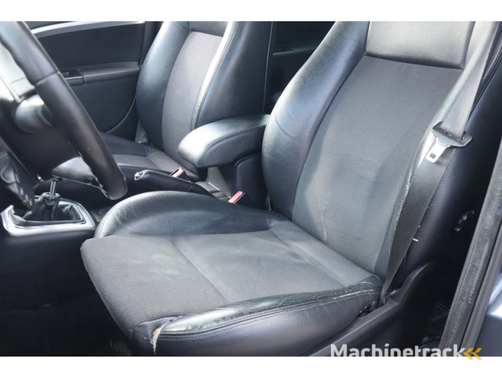 Ford Mondeo Wagon 1.8-16V Platinum