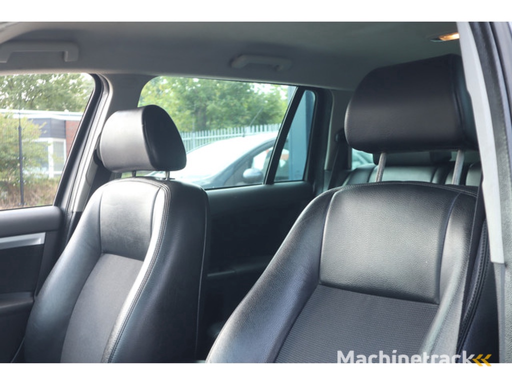 Ford Mondeo Wagon 1.8-16V Platinum