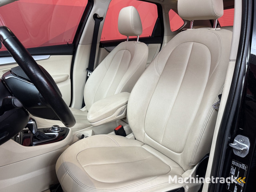 BMW 2-serie Active Tourer 2 Serie Active Tourer 218i Essential