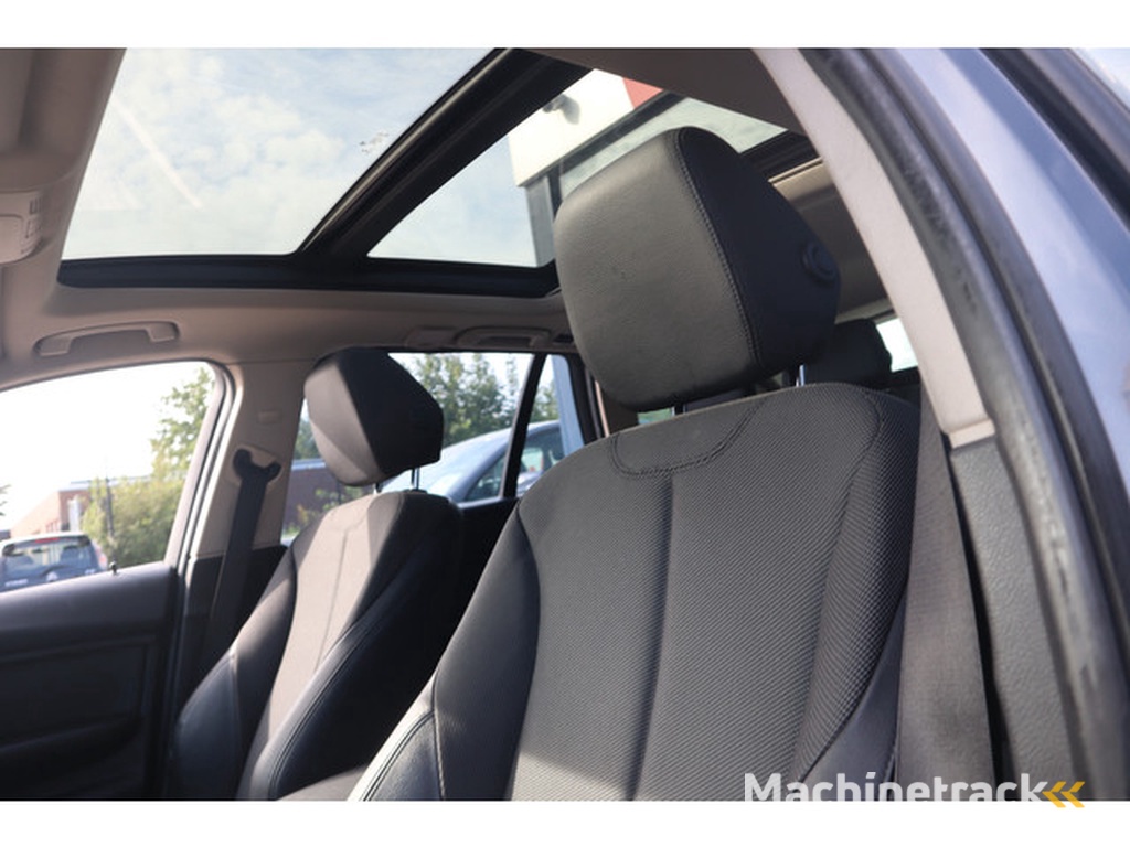 BMW 3-serie Touring 3 Serie Touring 318d High Executive