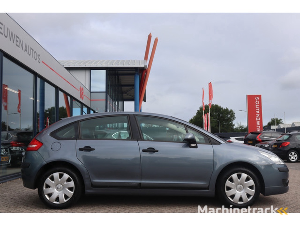 Citroën C4 1.4-16V Ligne Prestige