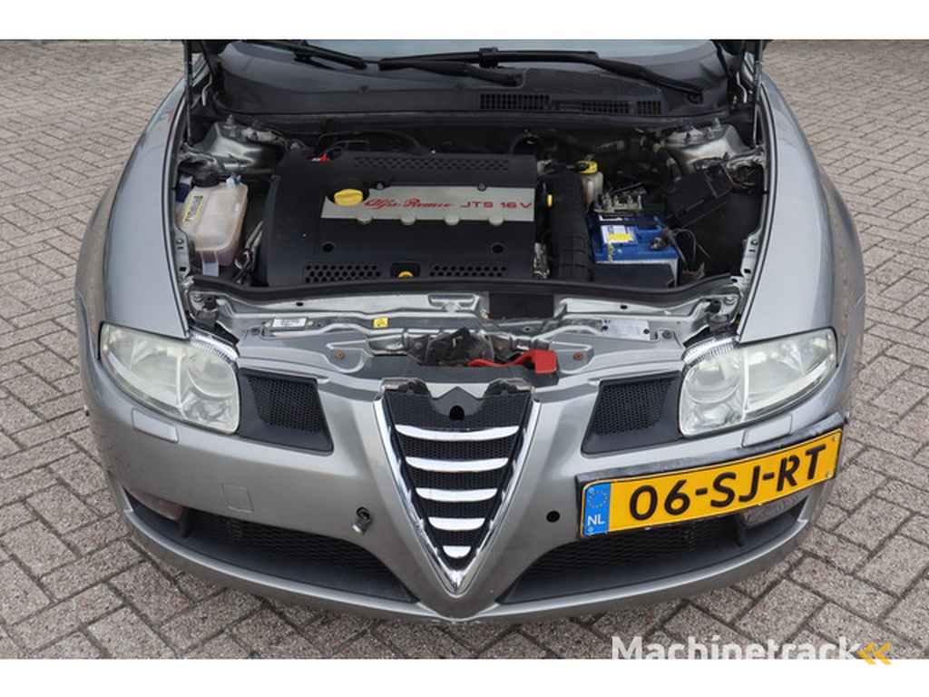 Alfa Romeo GT 2.0 JTS Distinctive Selespeed