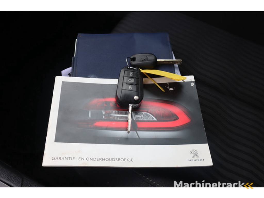 Peugeot 308 SW 1.6 BlueHDI Blue Lease