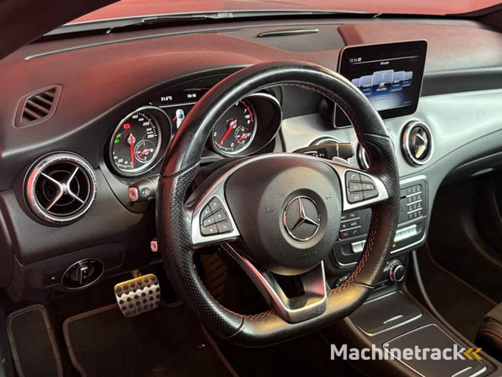 Mercedes-Benz CLA-klasse Shooting Brake CLA Shooting Brake 180 Business Solution AMG Night Upgrade