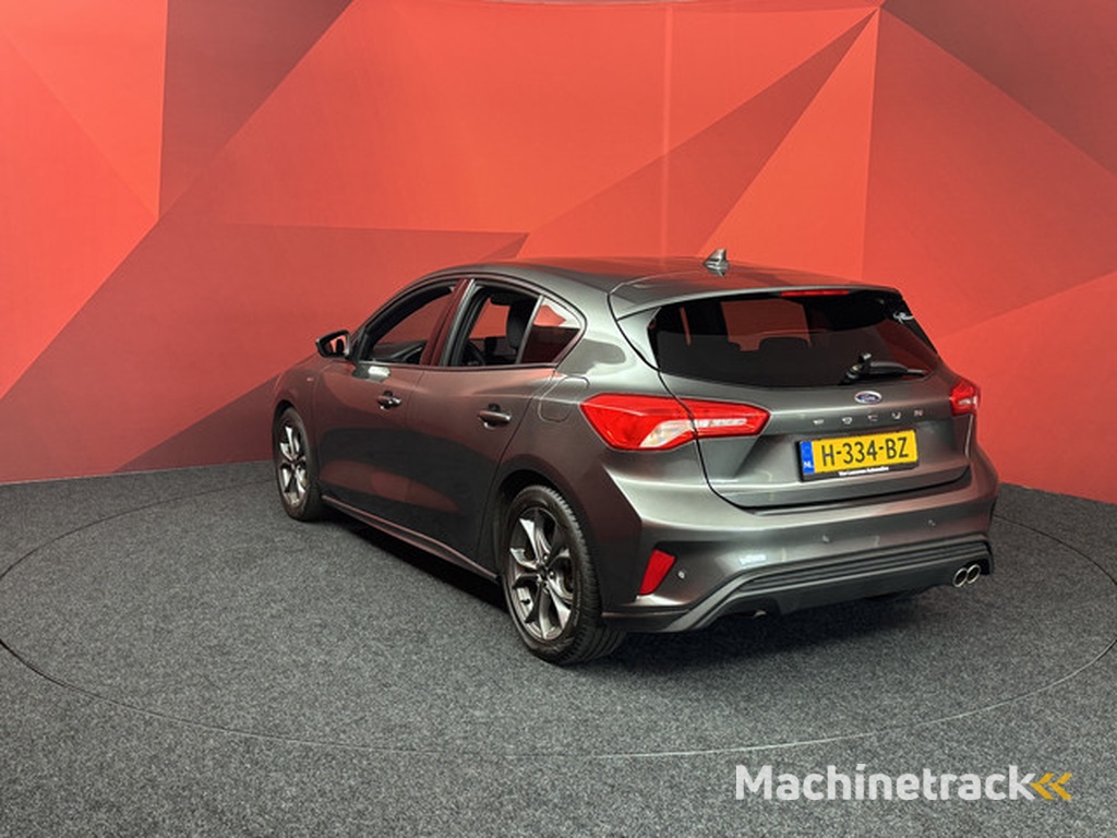 Ford Focus 1.0 EcoBoost ST Line Business