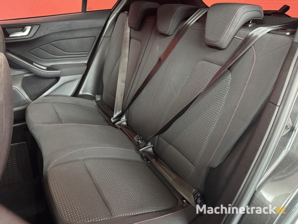 Ford Focus 1.0 EcoBoost ST Line Business