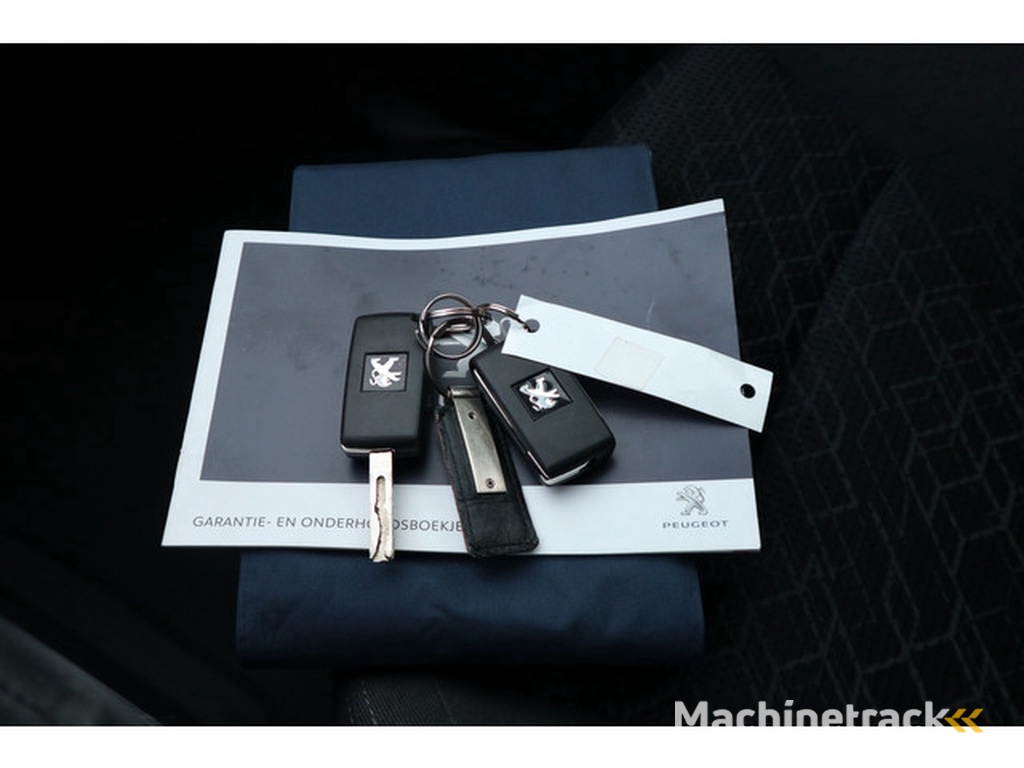 Peugeot 3008 1.2 PureTech Style