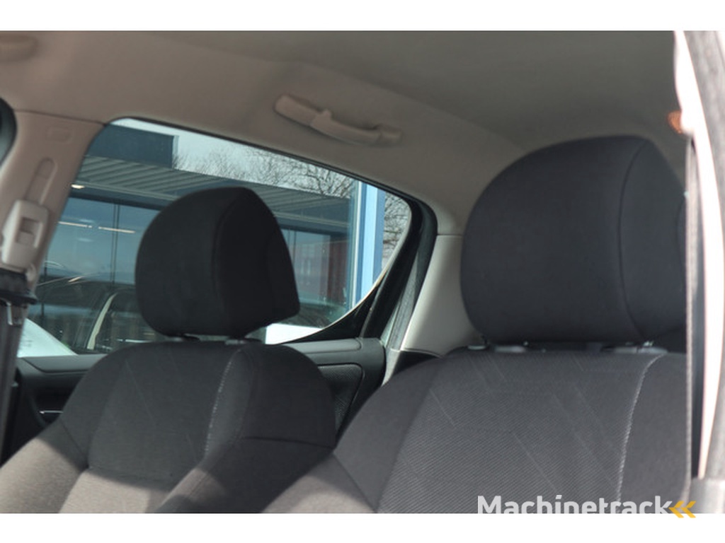 Peugeot 207 1.4-16V XS Pack