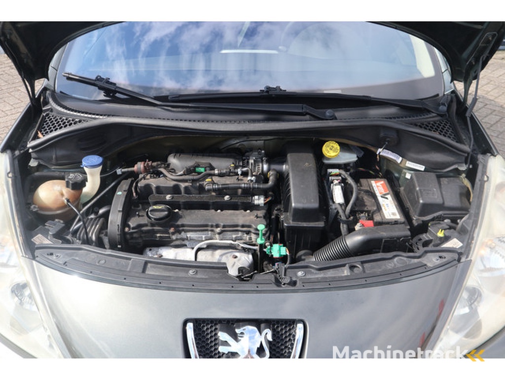 Peugeot 207 1.4-16V XS Pack