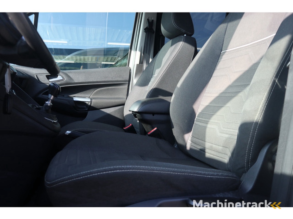 Ford Tourneo Connect Compact 1.0 Titanium