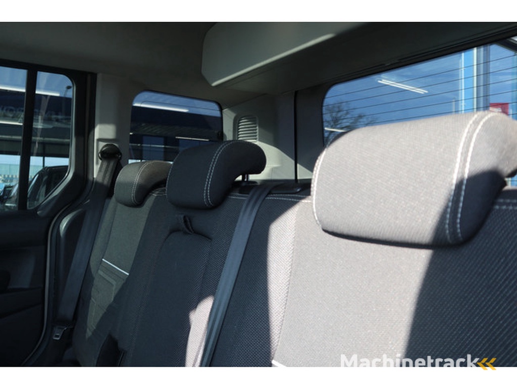 Ford Tourneo Connect Compact 1.0 Titanium