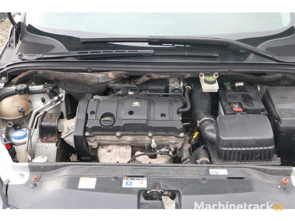 Peugeot 307 Break 1.6-16V XT