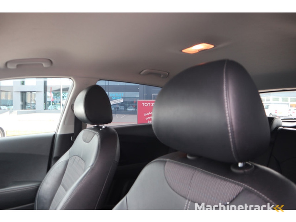 Kia Niro 1.6 GDi Hybrid DynamicLine