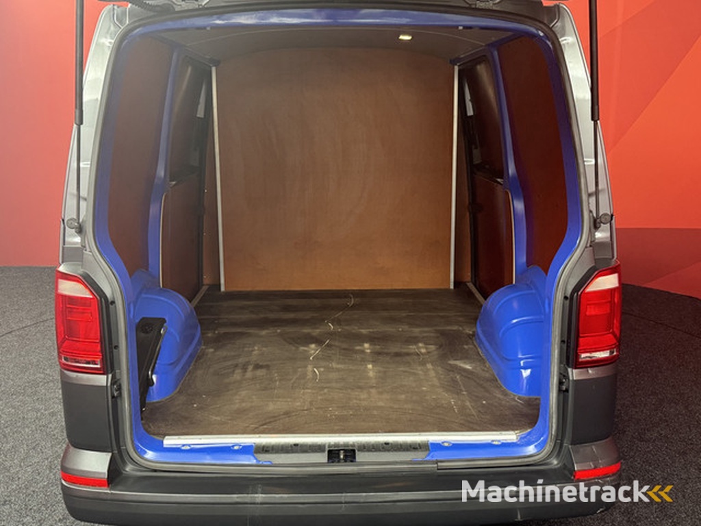 Volkswagen Transporter 2.0 TDI L1H1 Comfortline