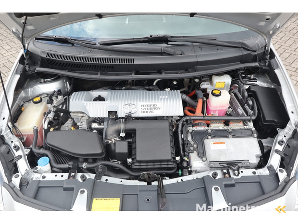 Toyota Auris 1.8 Full Hybrid Dynamic Business