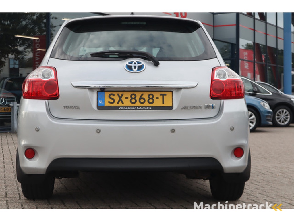 Toyota Auris 1.8 Full Hybrid Dynamic Business