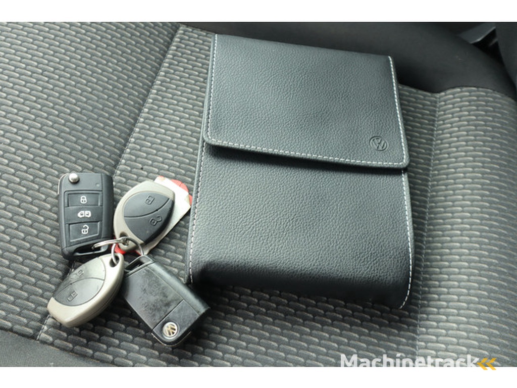 Volkswagen Transporter 2.0 TDI L2H3 28 Bulli