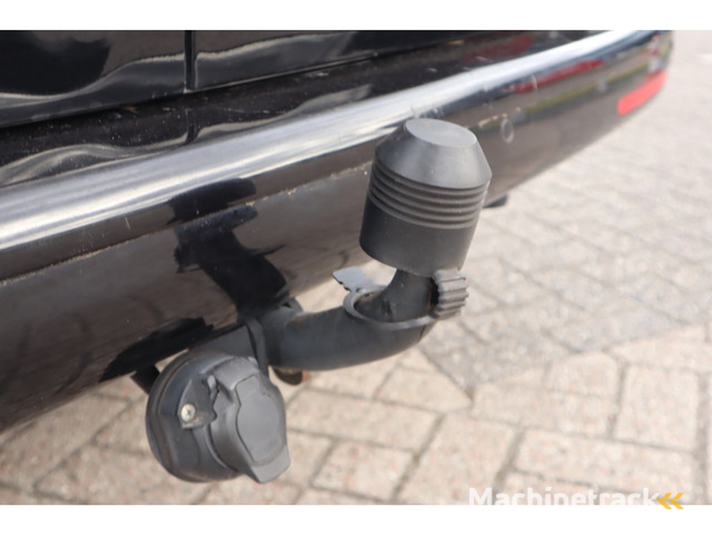 Volkswagen Transporter 2.0 TDI L2H3 28 Bulli