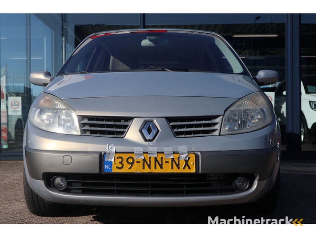 Renault Scénic 2.0-16V Privilège Luxe
