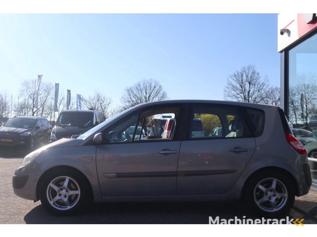 Renault Scénic 2.0-16V Privilège Luxe