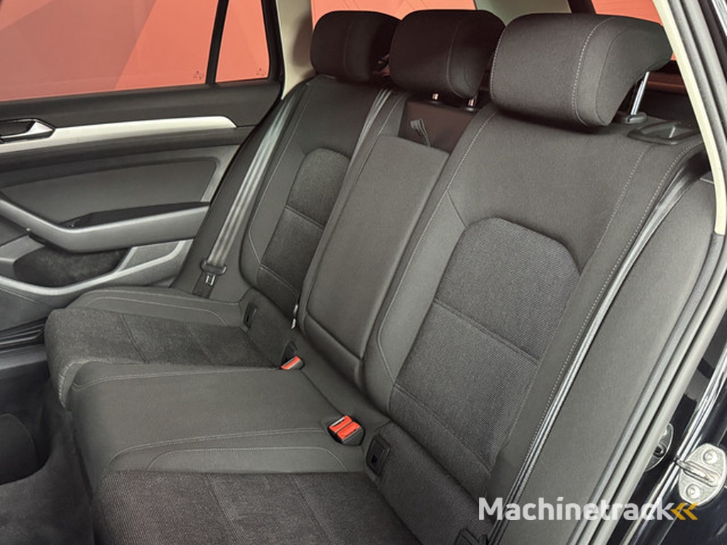 Volkswagen Passat Variant 1.4 TSI ACT Highline Business R