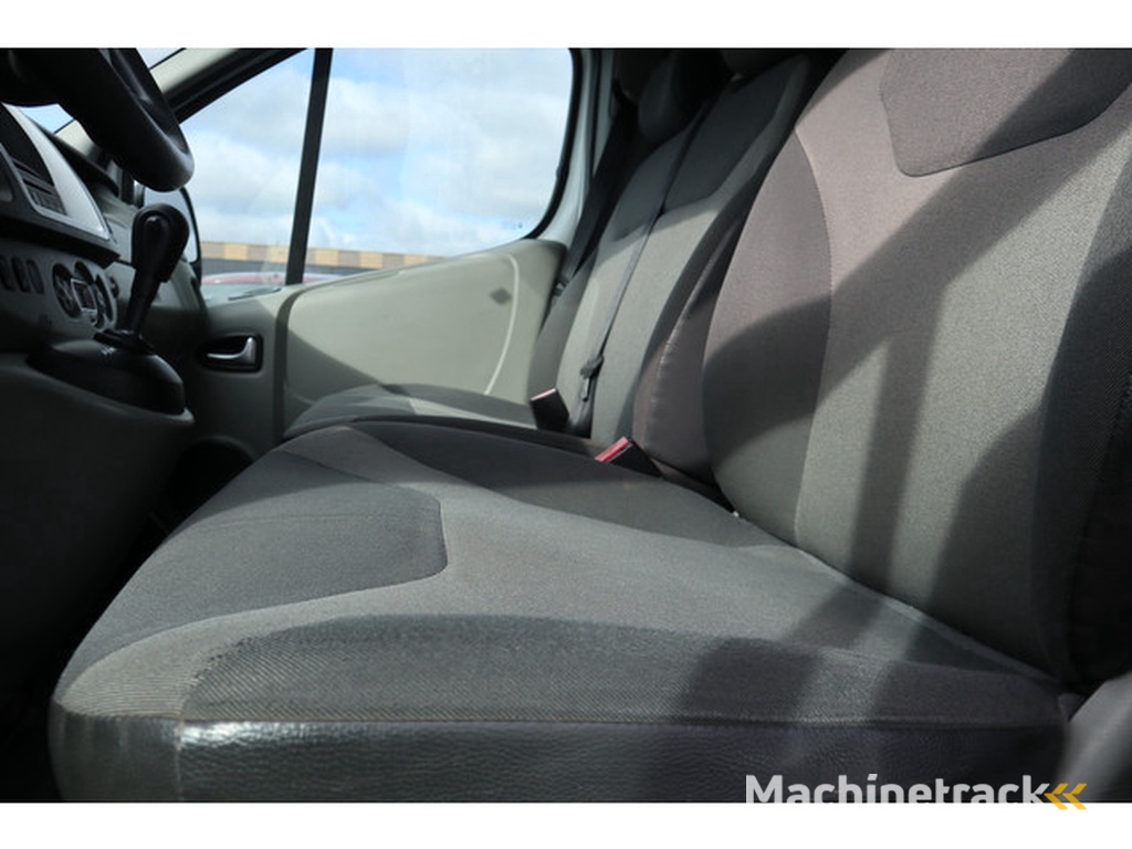 Renault Trafic 2.5 dCi T29 L1H1