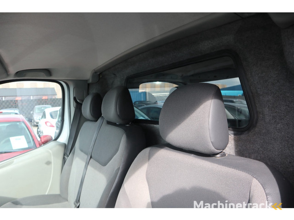 Renault Trafic 2.5 dCi T29 L1H1